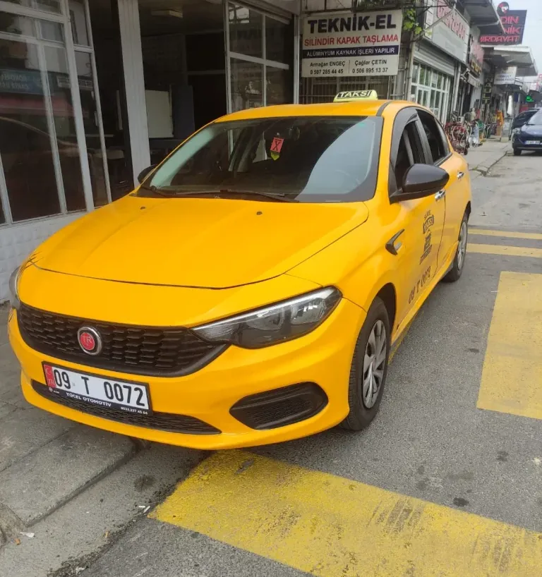 Aydın Taksi 724, gündüz şehir merkezinde